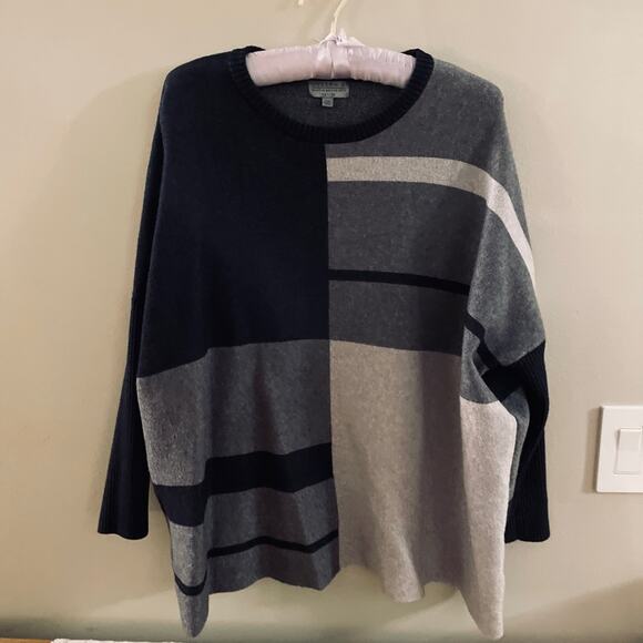 JOSEPH A Gray & Black Windowpane Plaid Sweater Boxy Size Medium Petite - Picture 1 of 4